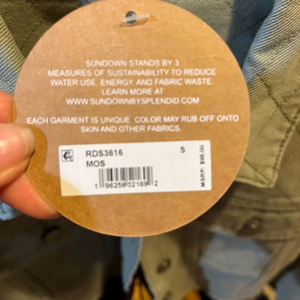 Splendid moss green denim cropped jacket. Size small. Quilt stitching NWT - Picture 4 of 4